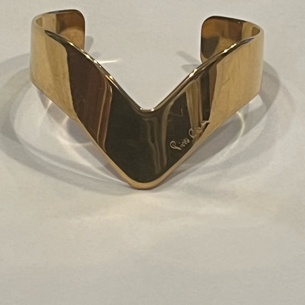 Pierre Cardin Gold Bracelet - Picture 6 of 13